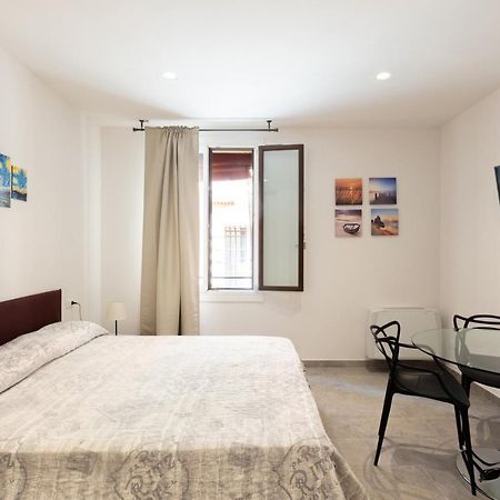 Goito 3, Bologna By Short Holidays Exteriör bild